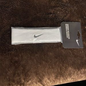 Nike Swoosh Headband